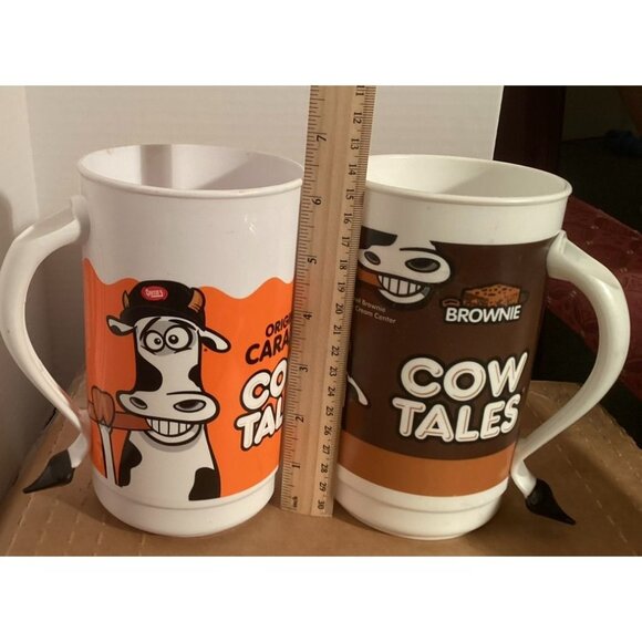 Cow Tales 2-Piece Mug Set Original Caramel & Brownie Designs 7" Tall Plastic Whi - Picture 3 of 4